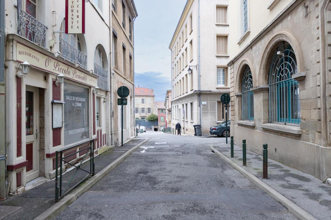 Appartement Lumineux 1 Chambre Hypercentre Place St Jean Valence  Exterior foto